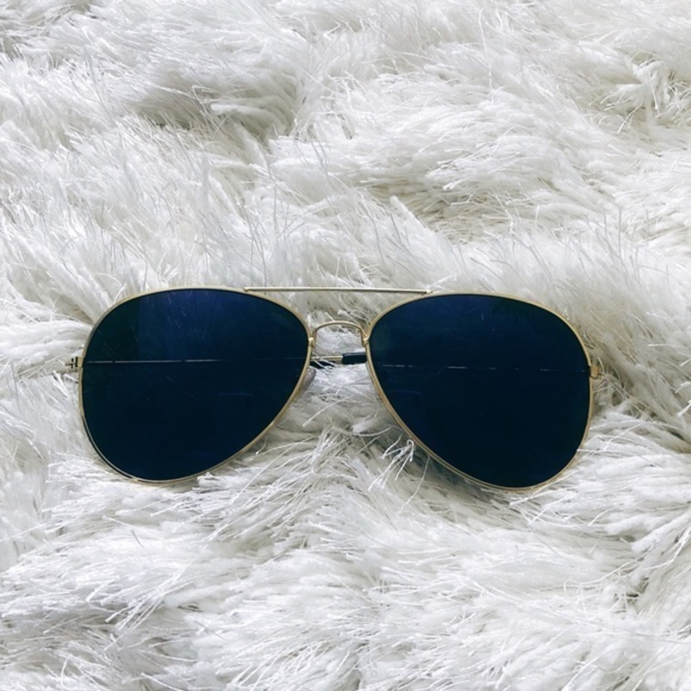 SUNGLASSES 🕶